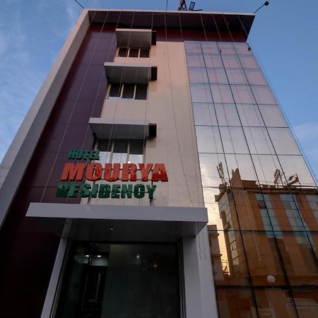 Hotel Mourya Residency Нави Мумбаи Экстерьер фото